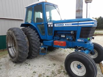 Main image Ford 9700