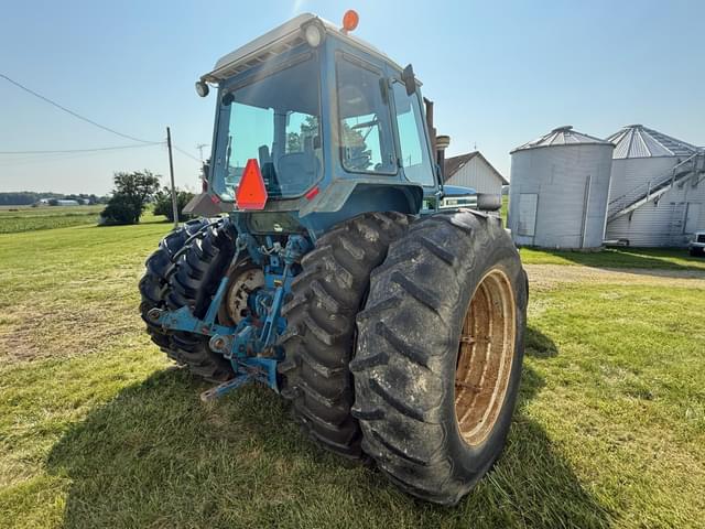 Image of Ford 9700 equipment image 4