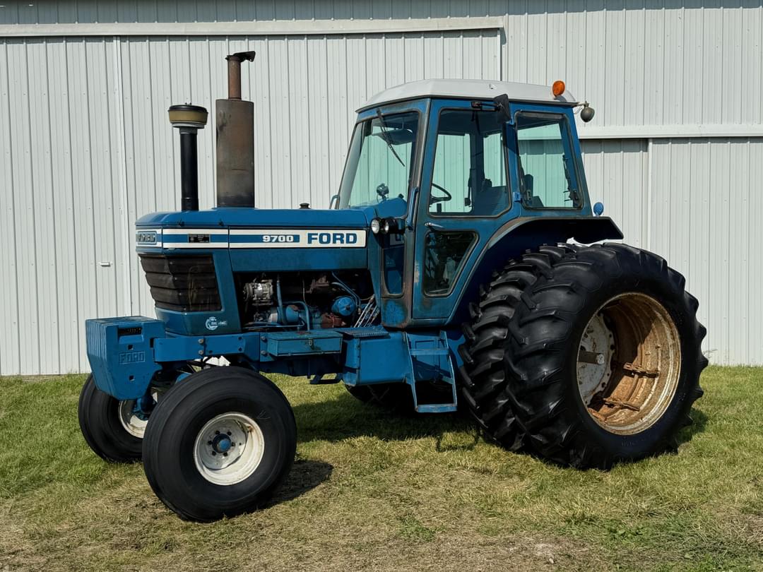 Image of Ford 9700 Primary image