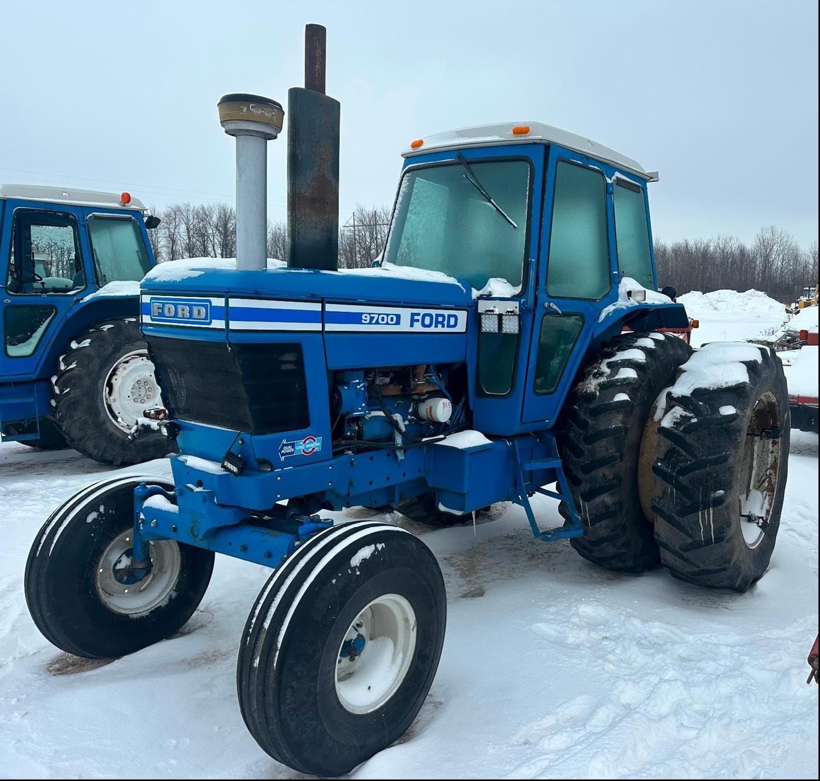 Ford 9700 Equipment Image0
