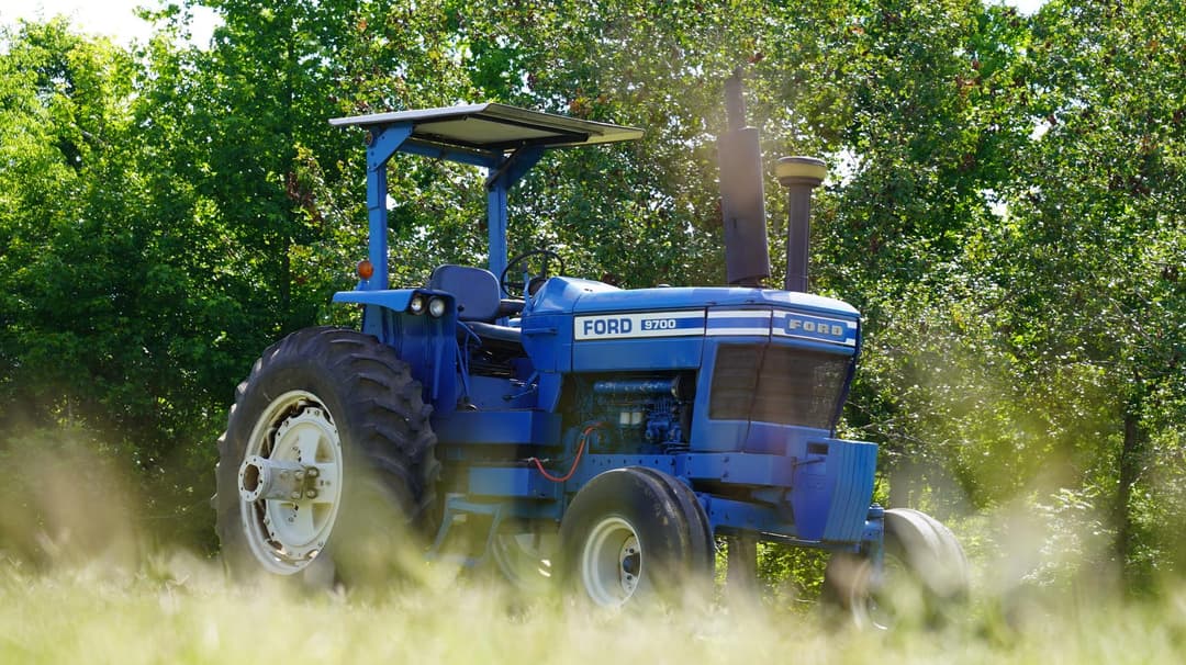 Image of Ford 9700 Primary image