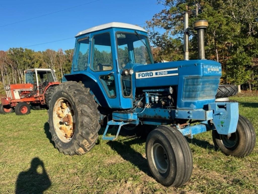 Main image Ford 9700