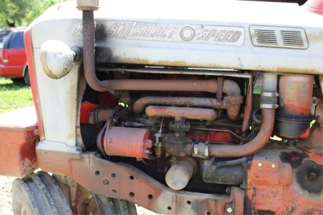 Image of Ford 971 equipment image 4