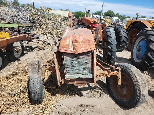 Image of Ford 9N equipment image 3