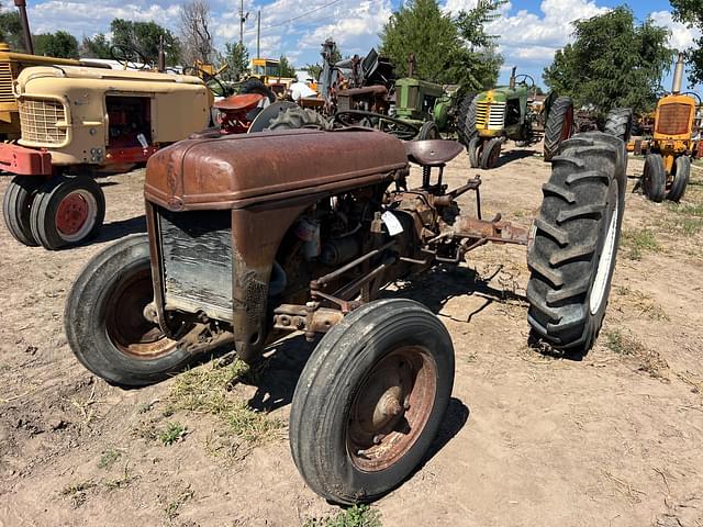 Image of Ford 9N equipment image 2