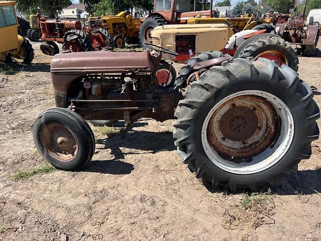 Image of Ford 9N equipment image 4