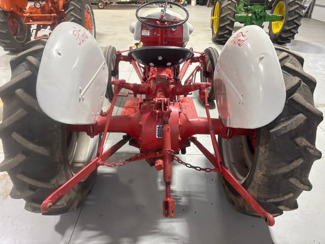 Image of Ford 9N equipment image 3