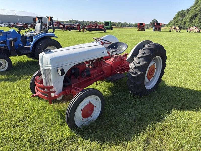 Ford 9N Equipment Image0