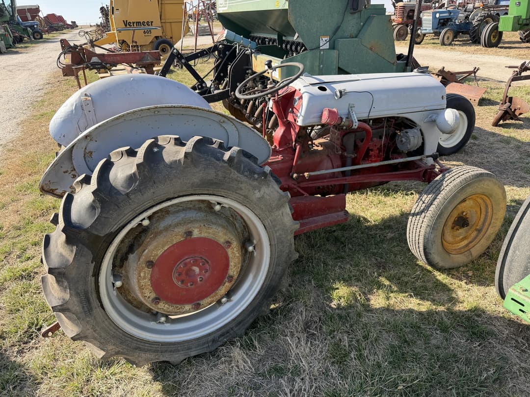 Image of Ford 9N Image 1