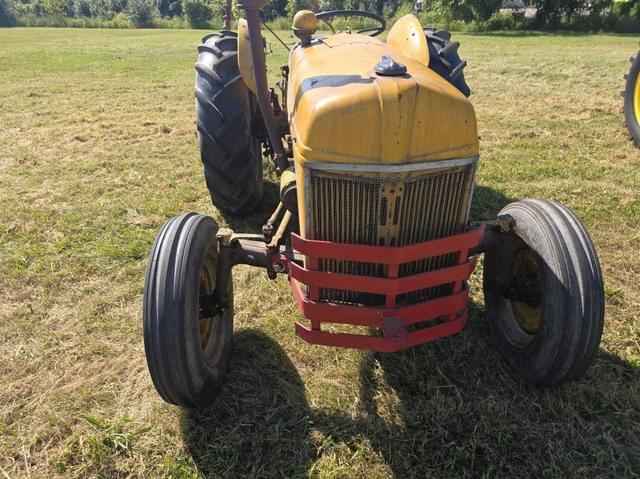 Image of Ford 9N equipment image 1