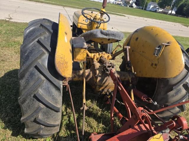 Image of Ford 9N equipment image 3