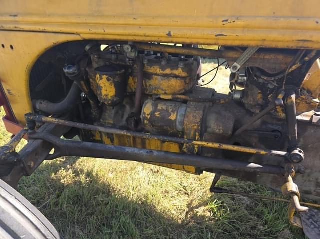 Image of Ford 9N equipment image 4