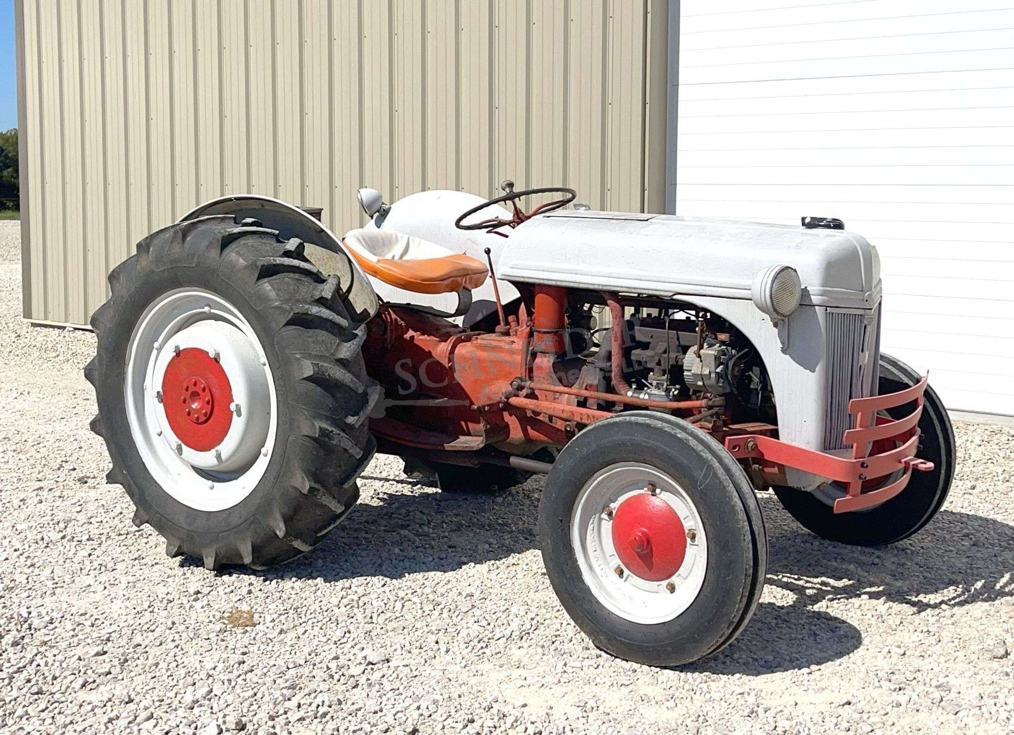 Ford 9N Equipment Image0