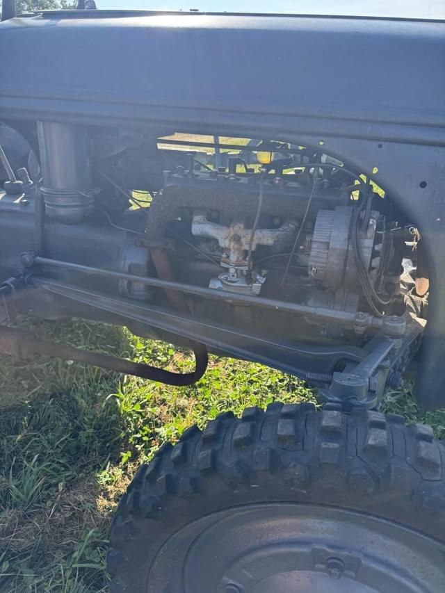 Image of Ford 9N equipment image 4