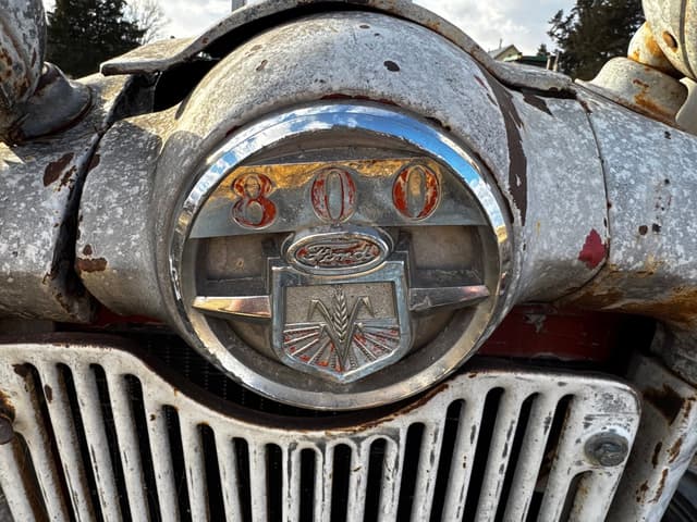 Image of Ford 9N equipment image 2