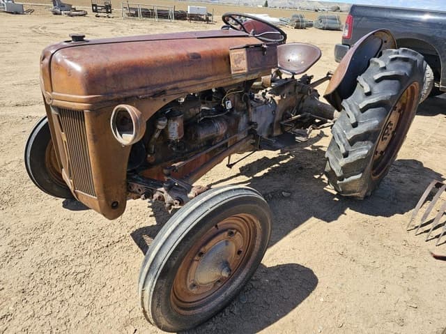 Image of Ford 9N equipment image 4
