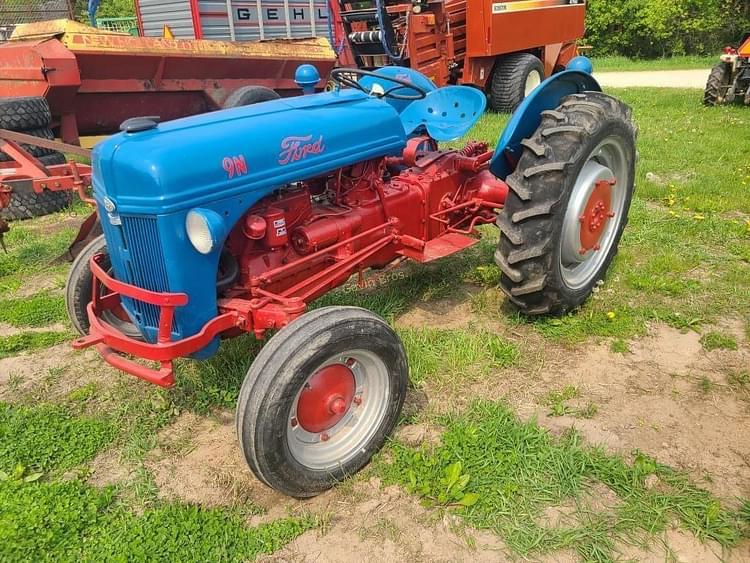 Ford 9N Equipment Image0