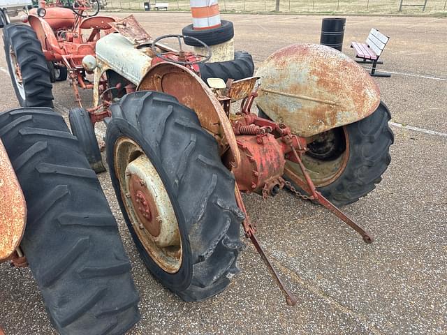 Image of Ford 9N equipment image 3