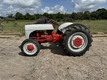 Ford 9N Equipment Image0