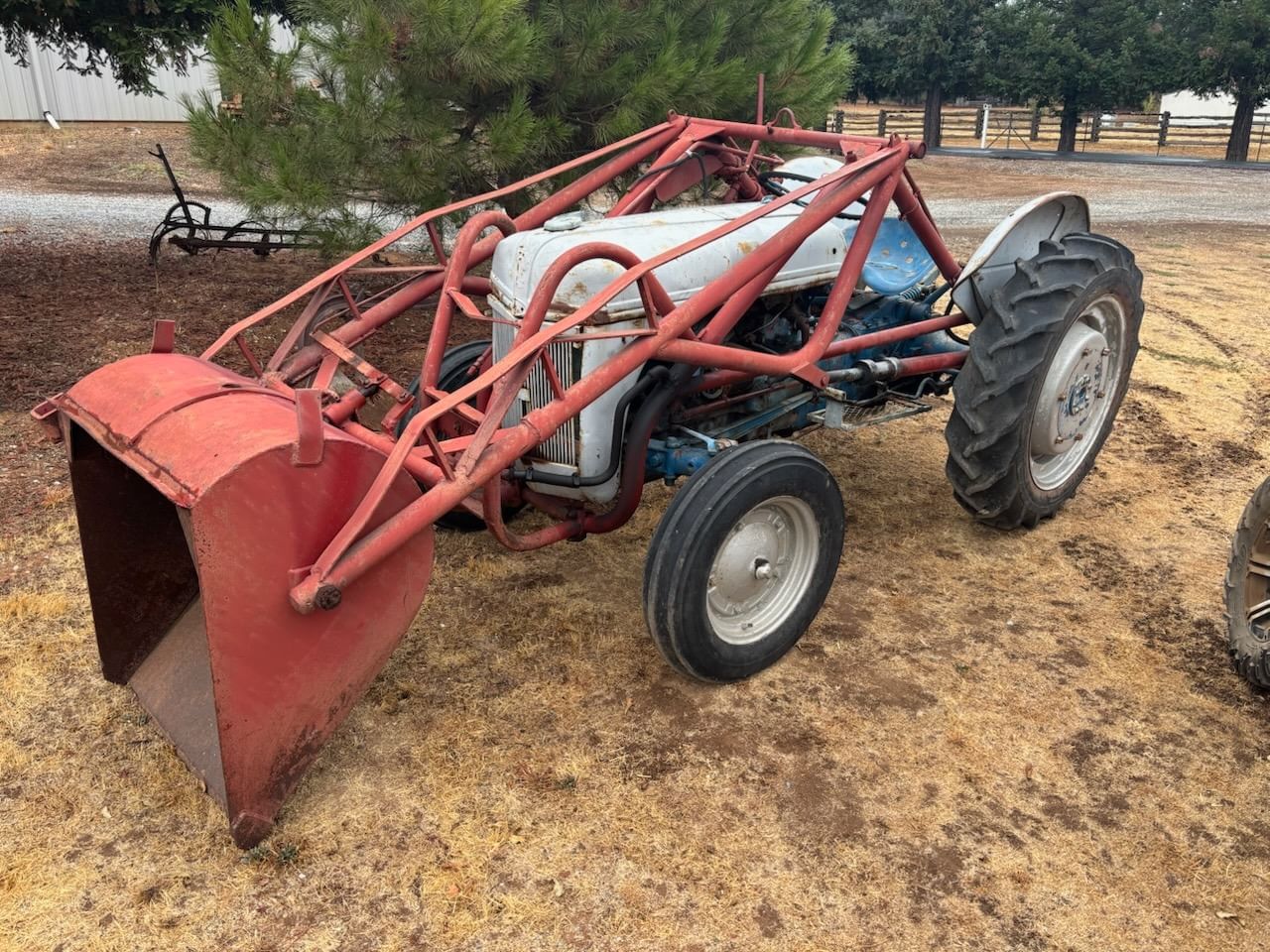 Ford 9N Equipment Image0