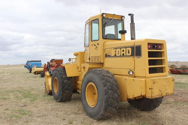 Image of Ford A64 equipment image 3