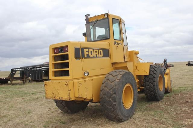Image of Ford A64 equipment image 2