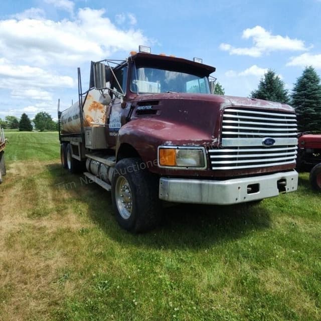 Image of Ford Aeromax L9000 equipment image 2