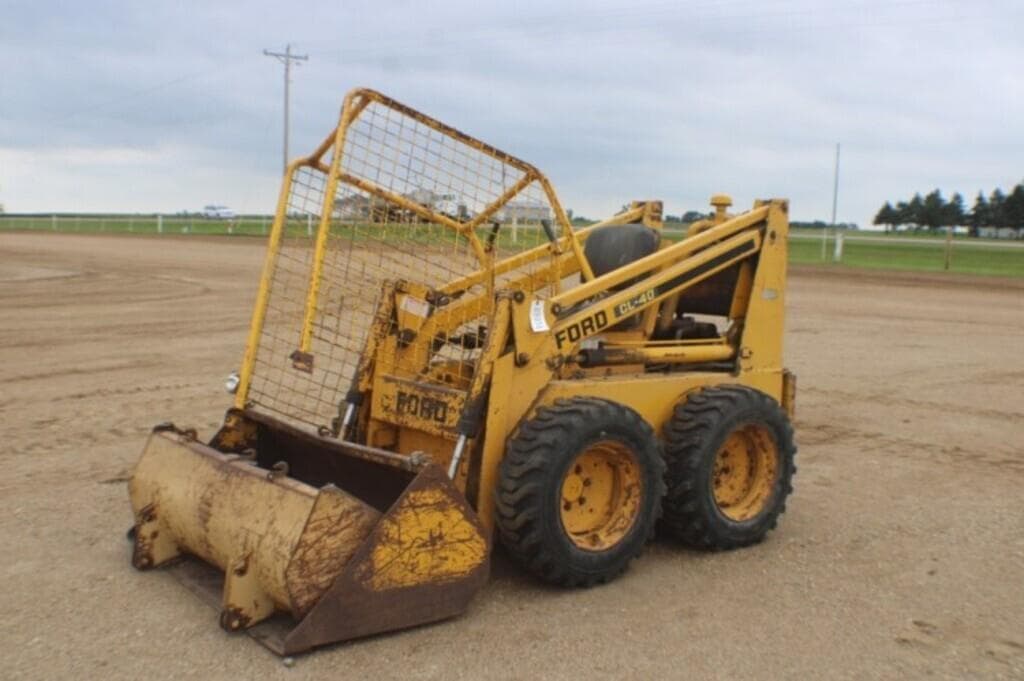 Image of Ford CL40 Primary image