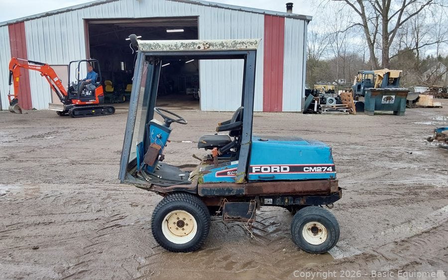 Ford CM274 Equipment Image0