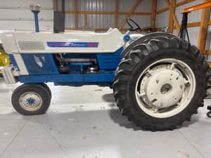 Ford Commander 6000 Image