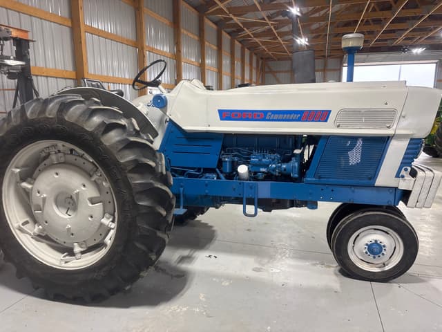 Image of Ford Commander 6000 equipment image 1