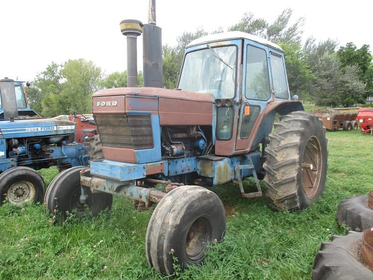 Ford 9700 Equipment Image0
