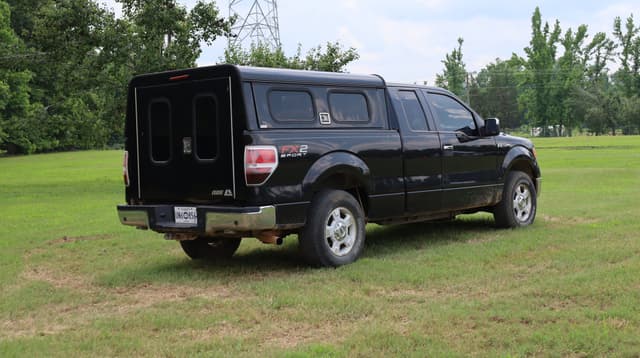 Image of Ford F-150 equipment image 3