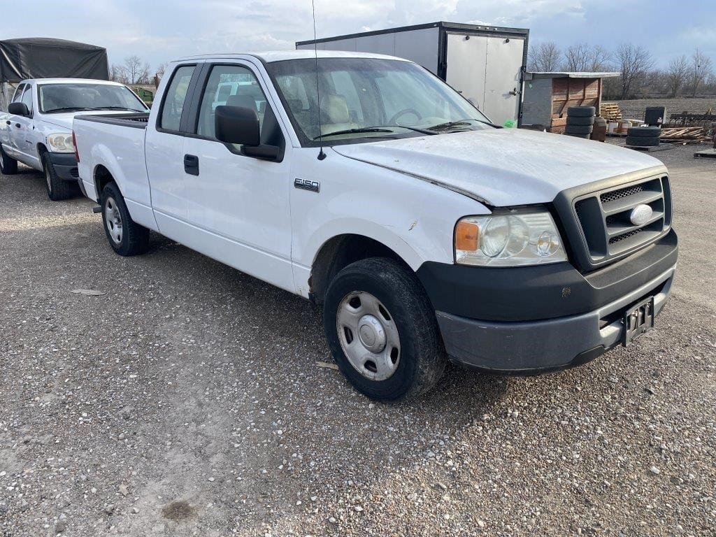 Ford F-150 Equipment Image0