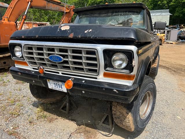 Image of Ford F-150 equipment image 3
