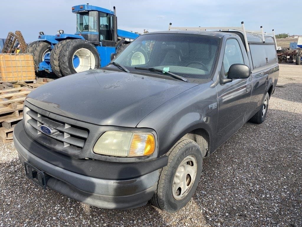 Ford F-150 Equipment Image0