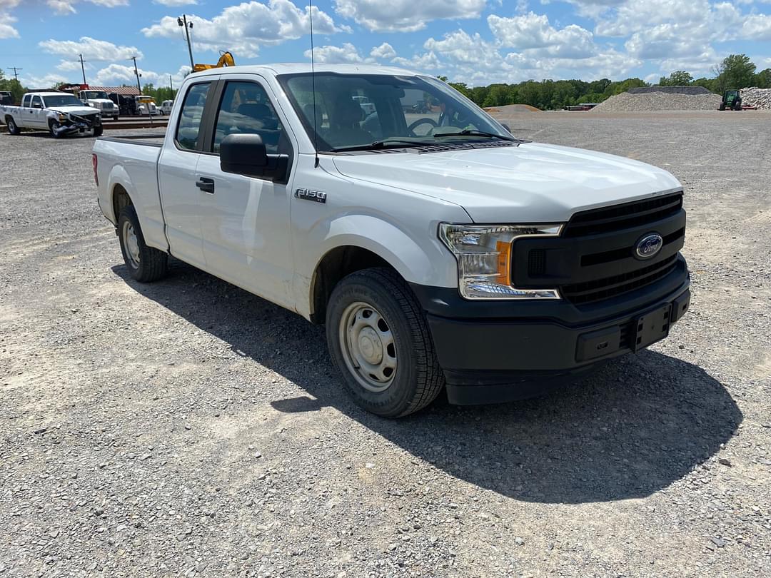 Image of Ford F-150 Primary Image