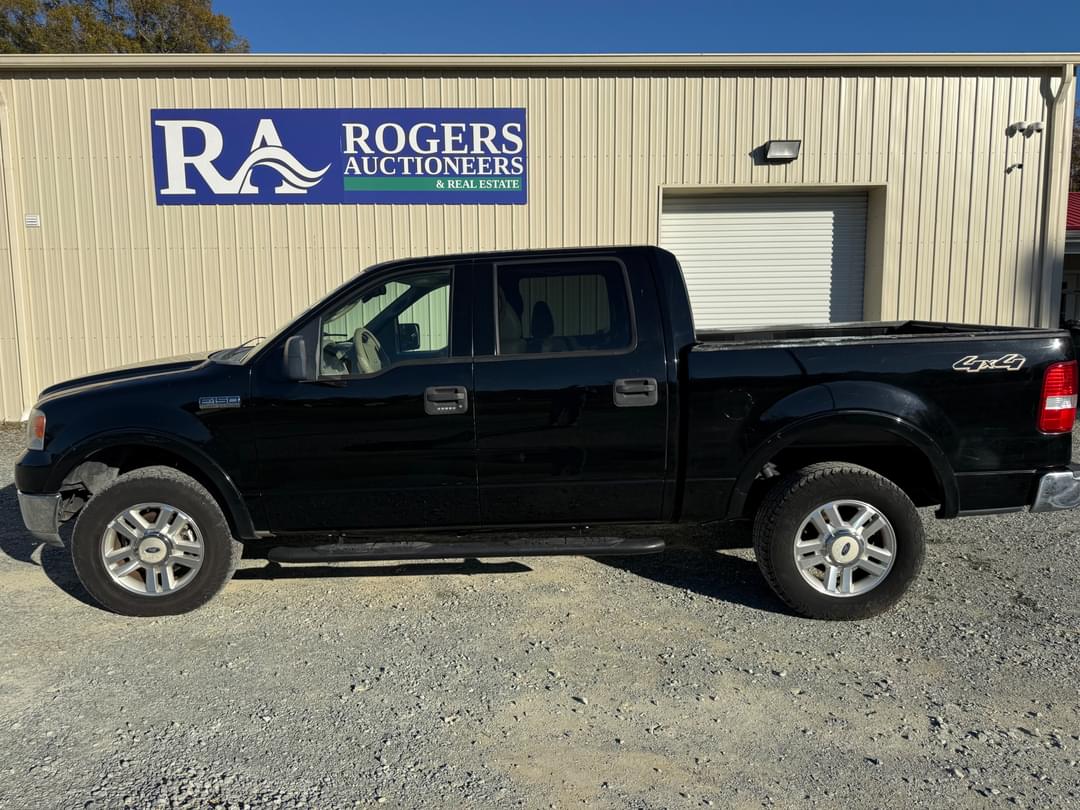 Image of Ford F-150 Primary image