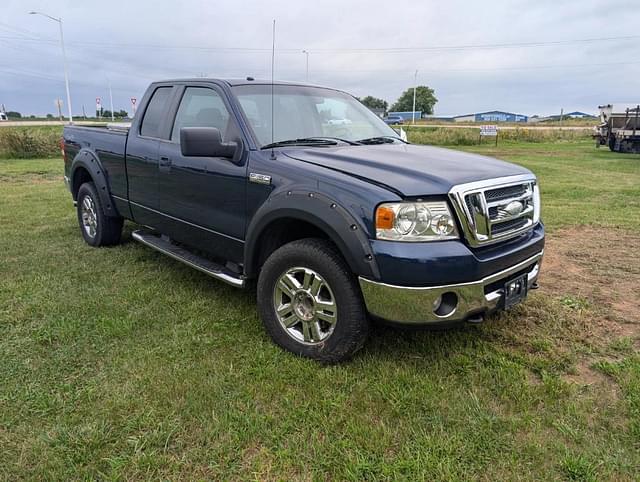 Image of Ford F-150 equipment image 2