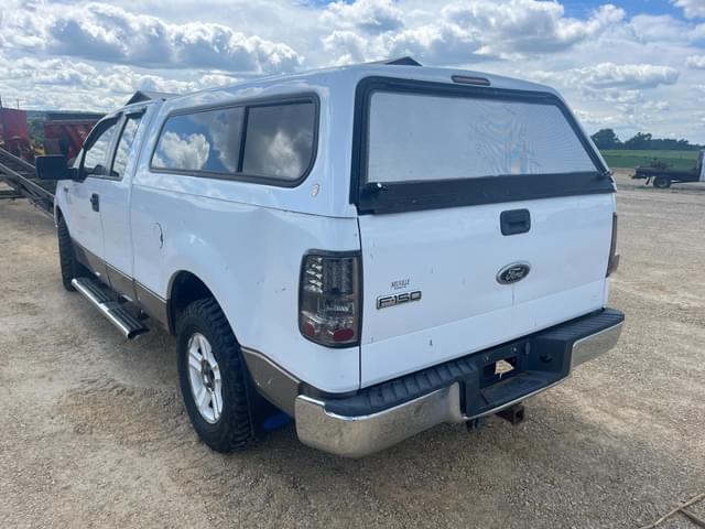 Image of Ford F-150 equipment image 2