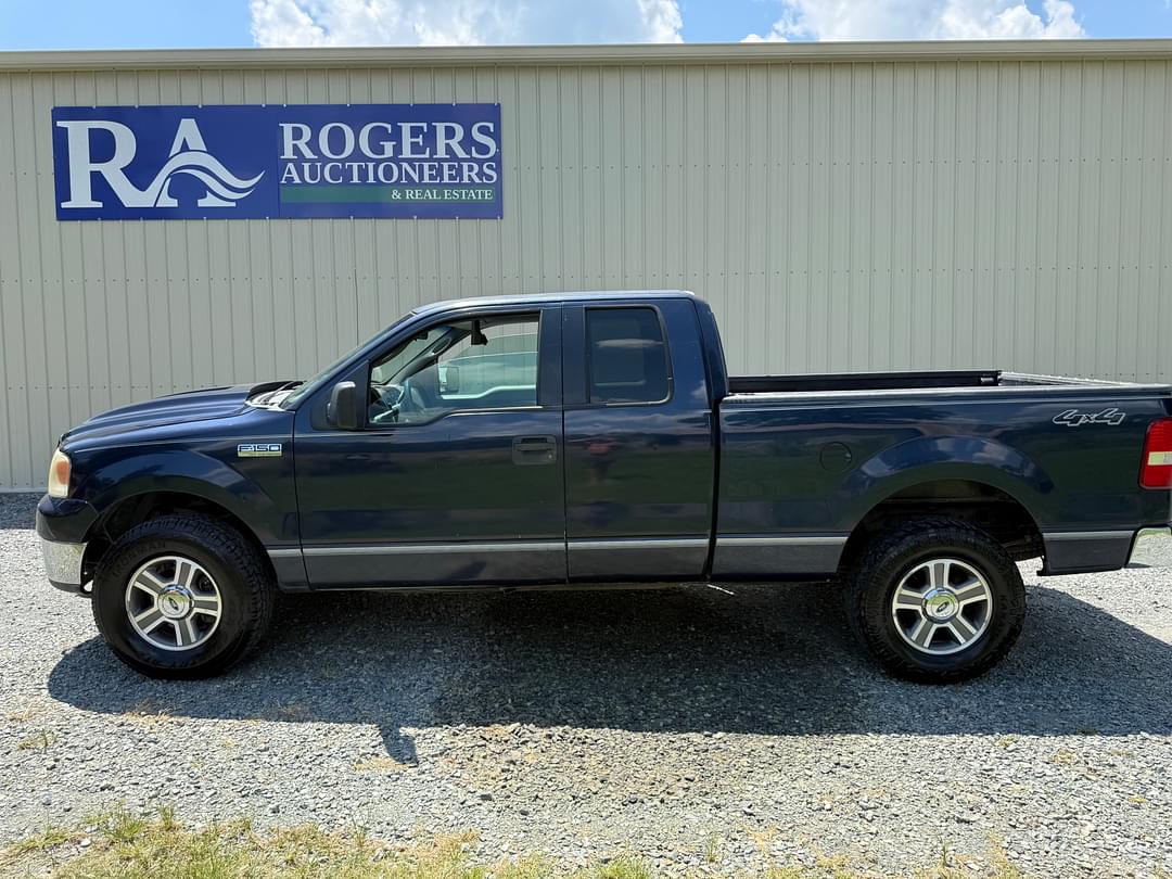 Image of Ford F-150 Primary image