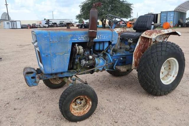 Image of Ford 1500 equipment image 2