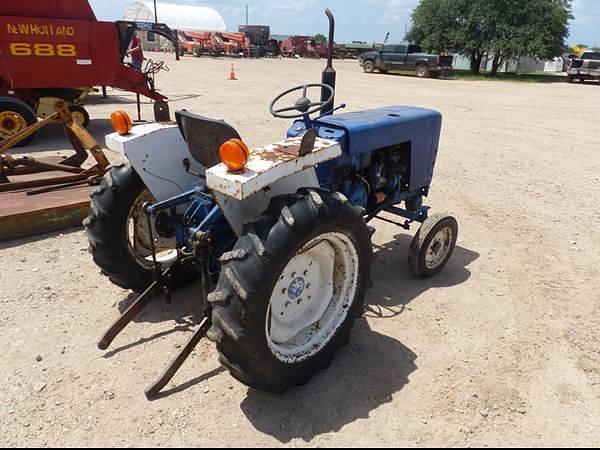 Image of Ford 1500 equipment image 2
