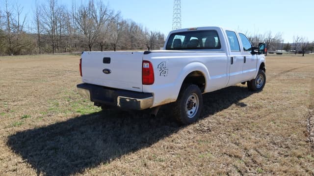 Image of Ford F-250 equipment image 2