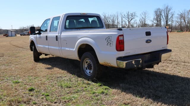 Image of Ford F-250 equipment image 4