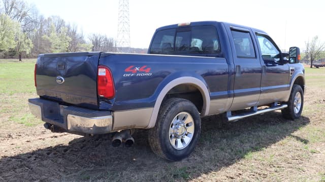 Image of Ford F-250 equipment image 4