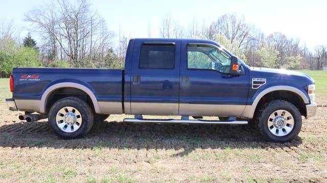 Image of Ford F-250 equipment image 3