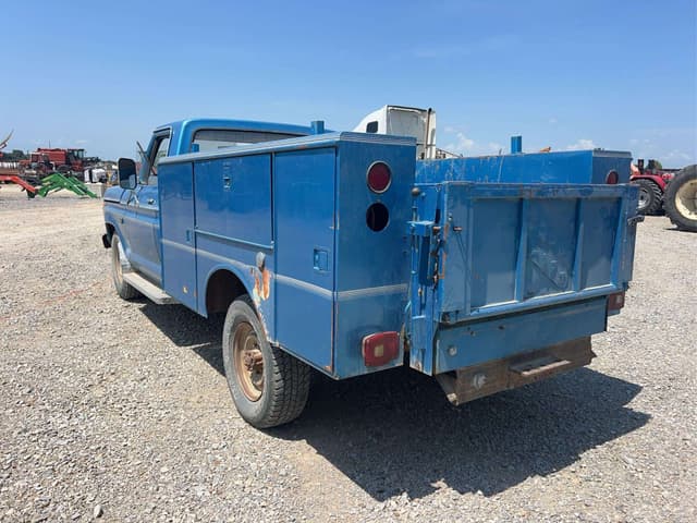 Image of Ford F-250 equipment image 1