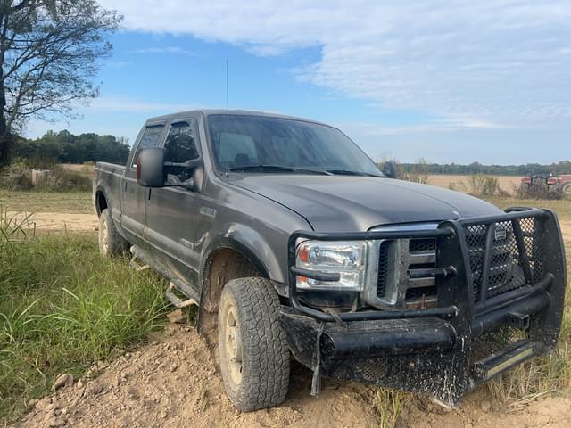 Image of Ford F-250 equipment image 4