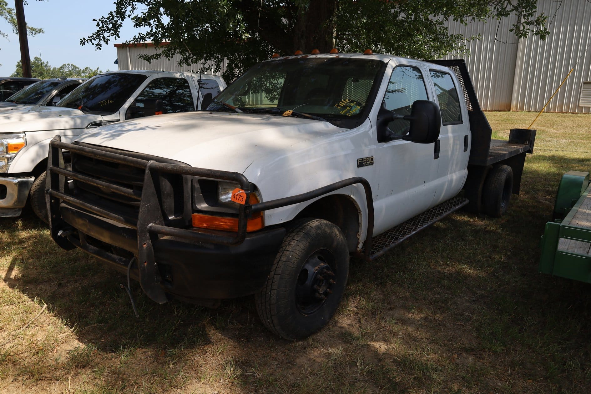 2001 Ford F-350 Equipment Image0